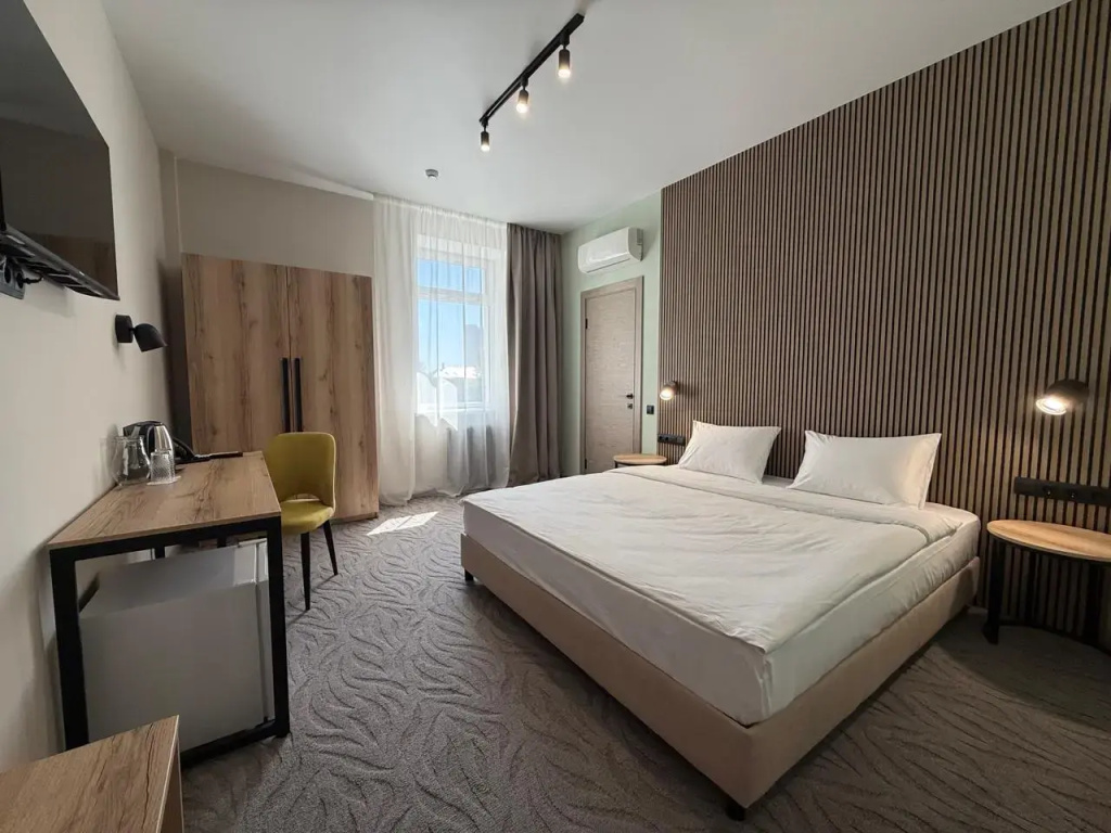 Standard Double room (full double bed)
