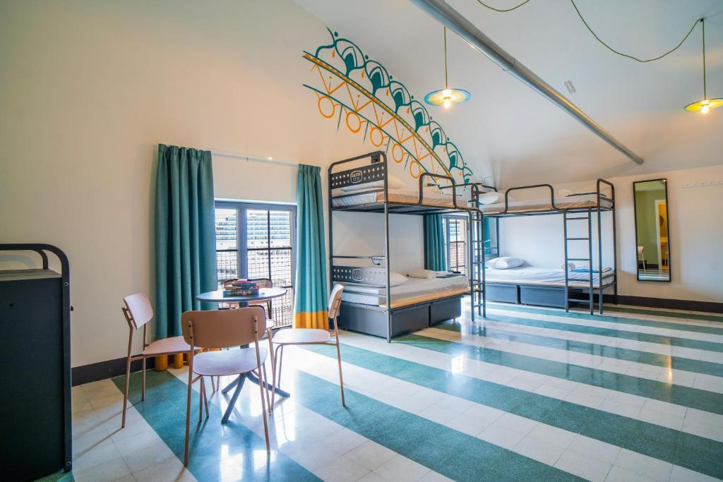 Bed in Dorm