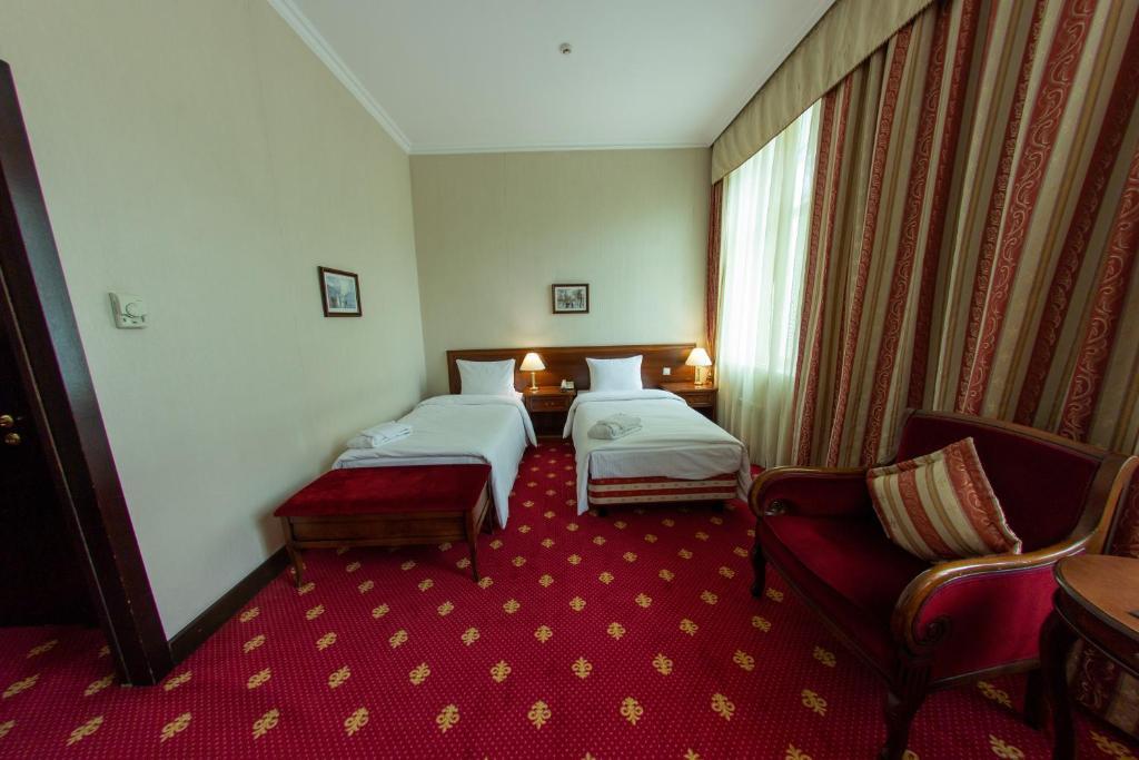 Двухместный номер Superior 2 отдельные кровати в Grand Hotel Tien Shan