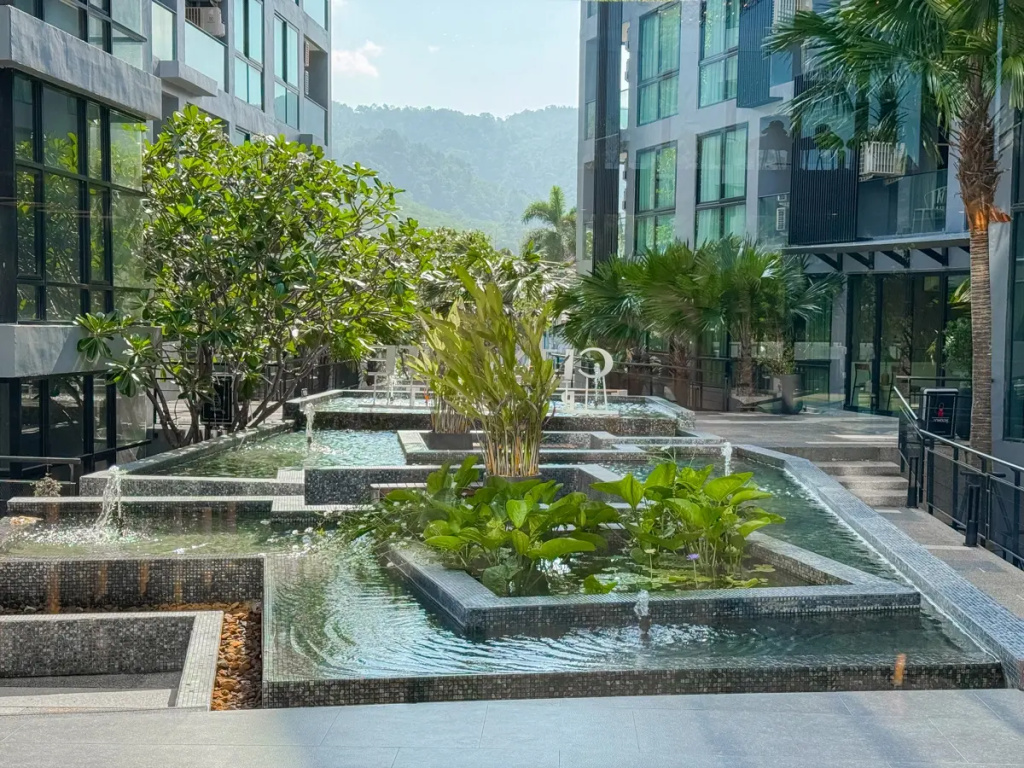 Kamala 1BR Rooftop Pools Sky Bar Gym Flat