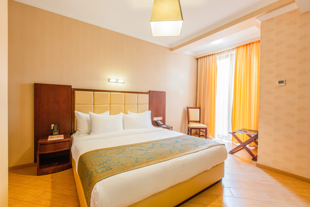 Budget Double room (full double bed)