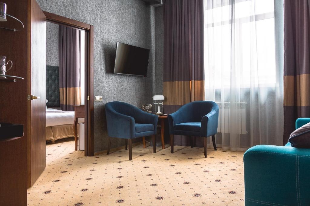 Central Hotel Room Type - Double Suite twin beds