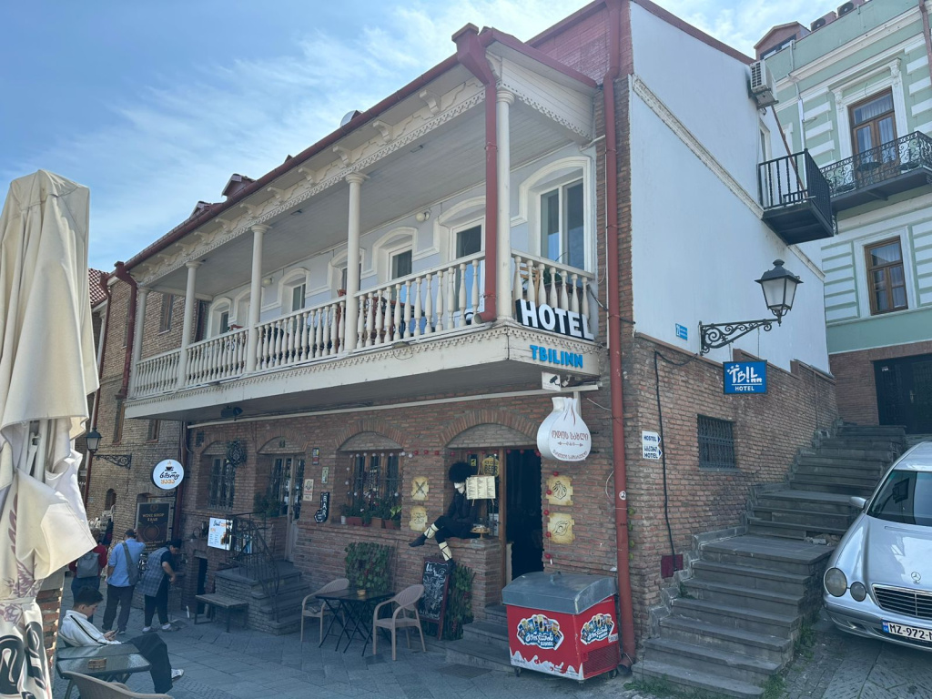 Tbil Inn Hotel