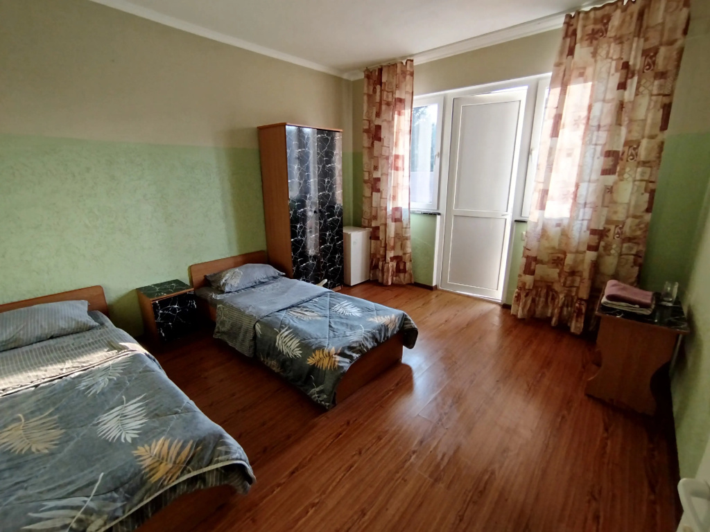 Standard Double room with courtyard view (twin beds)
