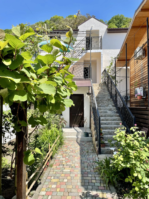 Gera Guest house