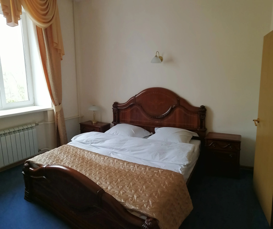 Highest category D Double Suite with view (full double bed)