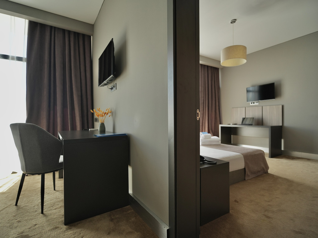 Двухместный люкс Grand с балконом двуспальная кровать в Abaash Hotel Afon