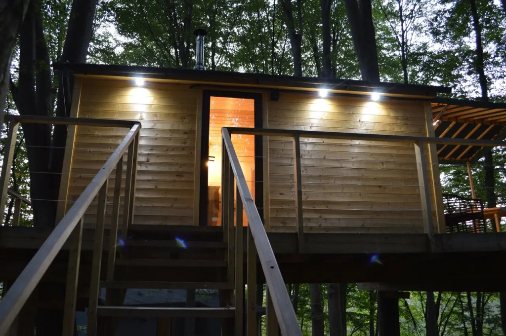 Апартаменты Мансарда c 1 комнатой с балконом и с красивым видом из окна в Koban Spa Resort
