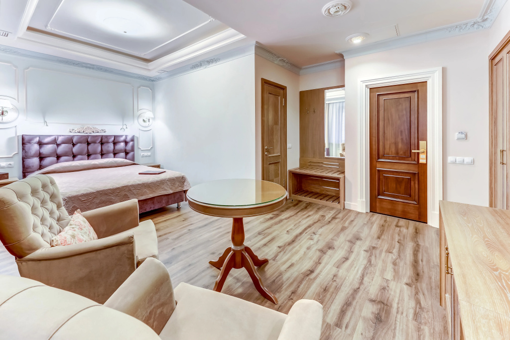 Lobby & Reception