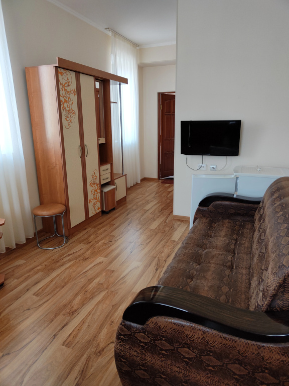 Superior Double room (full double bed)