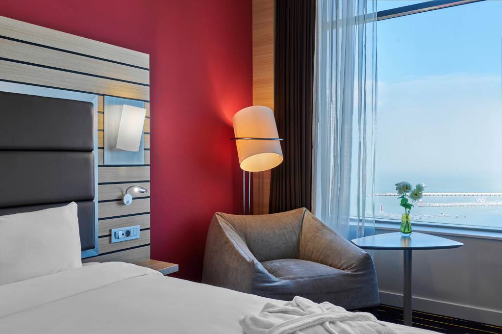 Mercure Sochi Center Hotel Room Type - Classic Superior Double room with Sea View full double bed