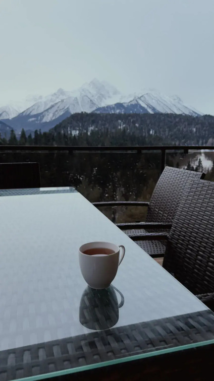 Апартаменты с 2 комнатами с балконом и с красивым видом из окна в Monto