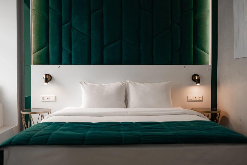 Double Suite (full double bed)