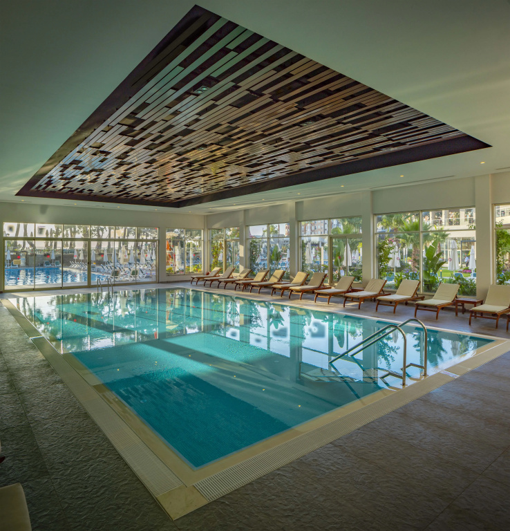 Akra Kemer image General