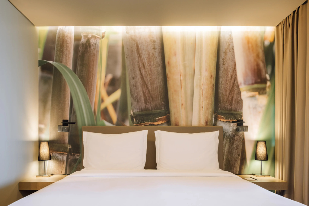 Ocean Double Suite with balcony (full double bed)