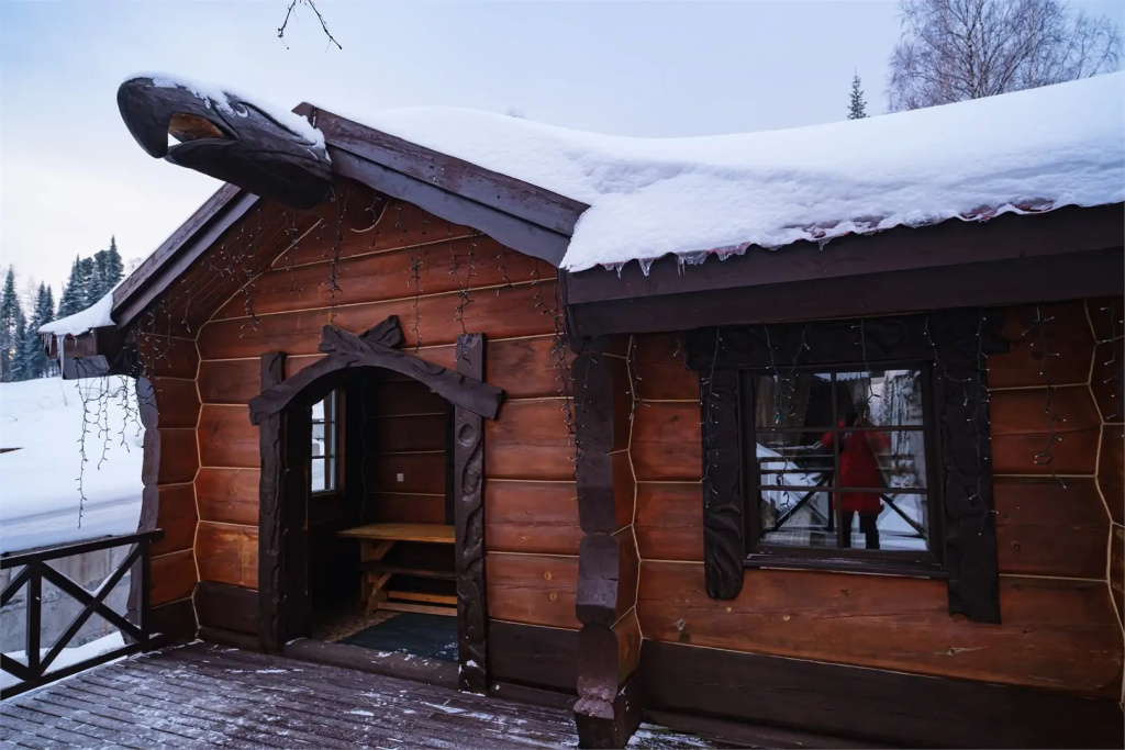 Double Hunting Lodge (full double bed)