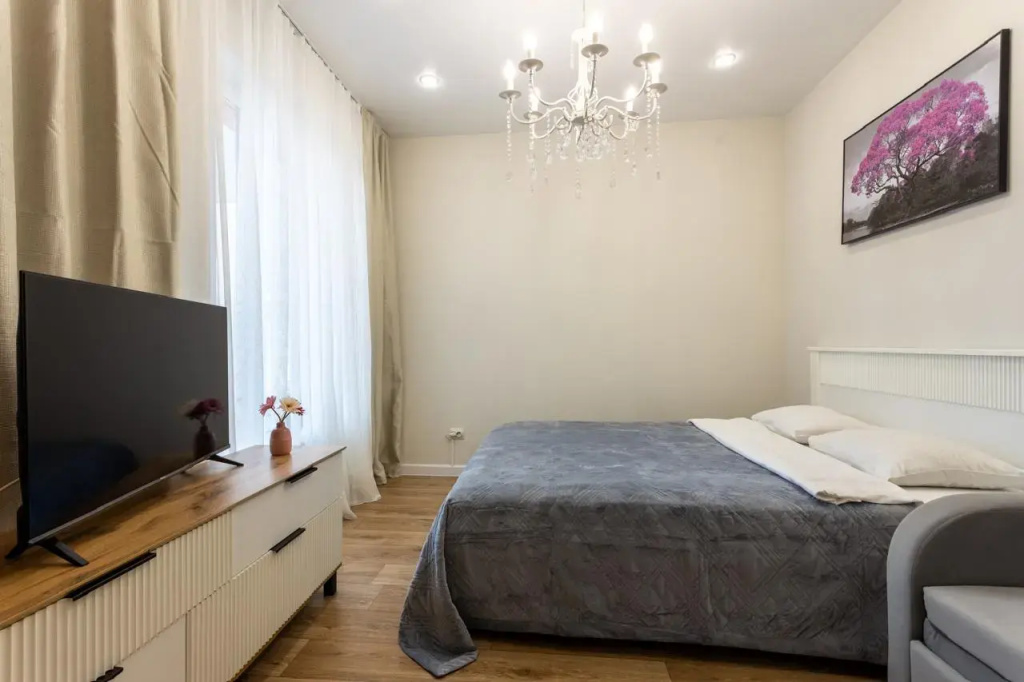 Апартаменты Favorite House на Алексеева рядом с ТРЦ Планета — фото