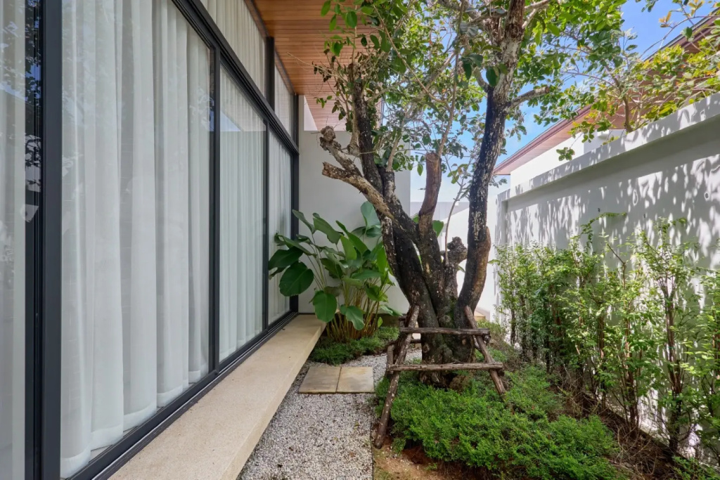 Botanica Four Seasons 3 Bedrooms Villa