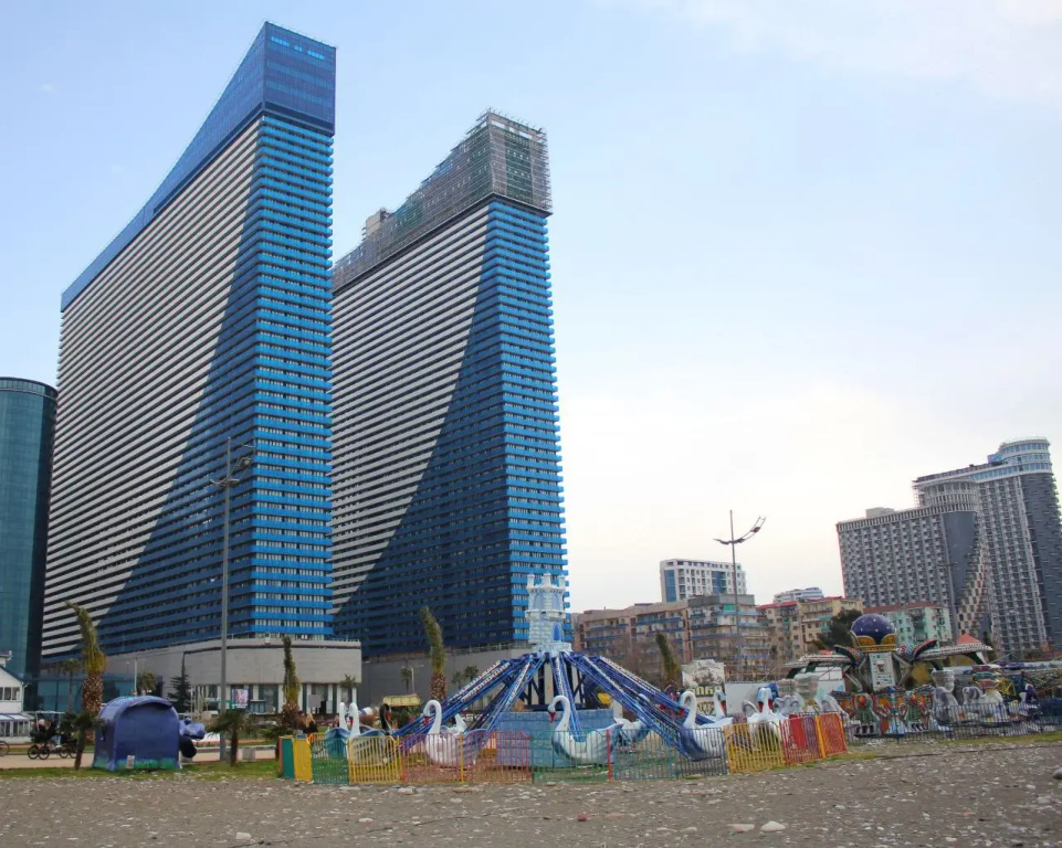 Апарт-отель Orbi City Batumi Sea View — фото 6
