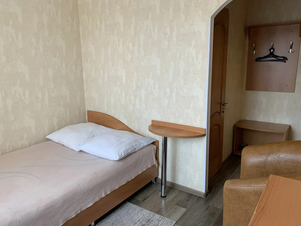 經濟單人房單人床