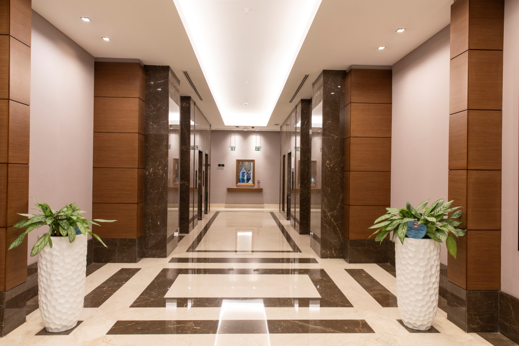 Lobby & Reception