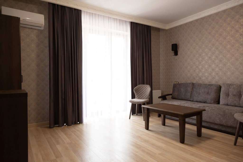 Predgorye Hotel Room Type - 2 Bedrooms Triple Suite with balcony
