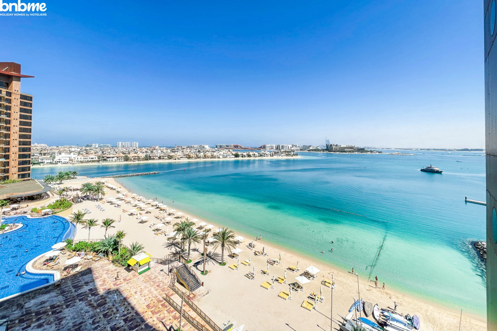 Апартаменты bnbmehomes | Look over the Palm and Arabian Sea-504 — фото