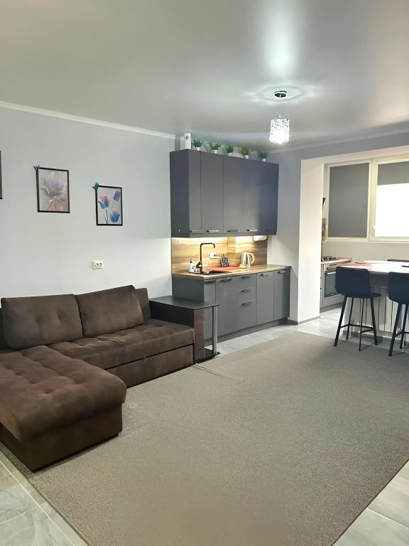 Квартира Уютная просторная Евродвушка с видом на гору - фото 8