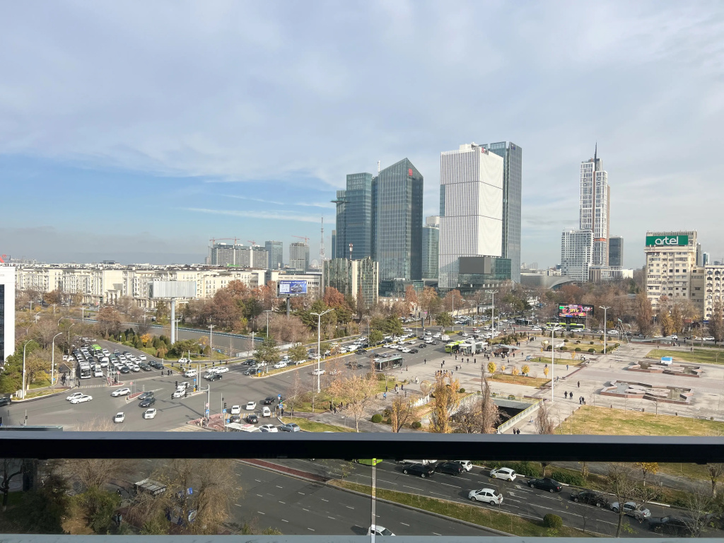 Elegantnaya Studiya S Panoramnym Vidom Na Tashkent Siti Apartments