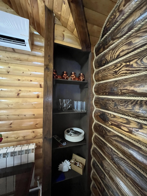 2 Bedrooms Sextuple Apartment with balcony