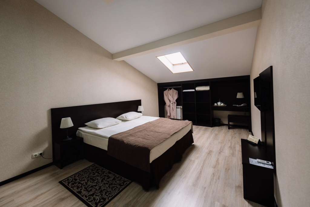 West Hotel Room Type - Standard Double Attic room full double bed