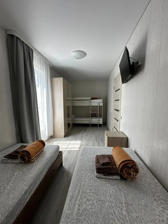 2 Bedrooms Superior Quintuple Family room with courtyard view