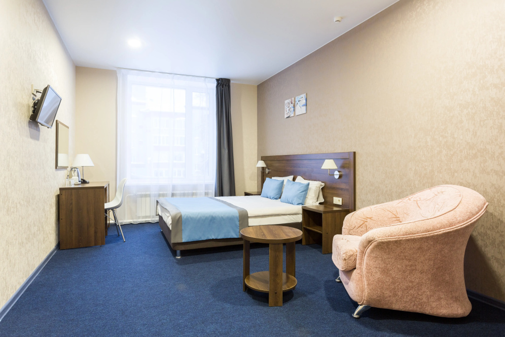 7 Kholmov Hotel Room Type - Superior Double room full double bed