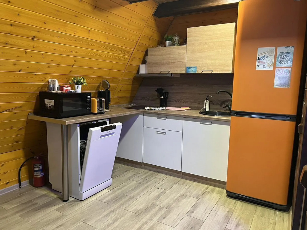 Коттедж в Gesh142