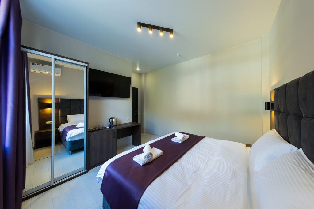 Atmosphere Guest House Room Type - Standard Double room full double bed