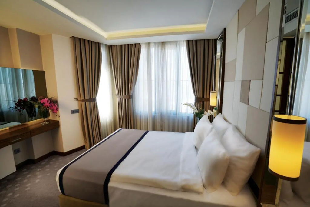 Standard Double room (full double bed)