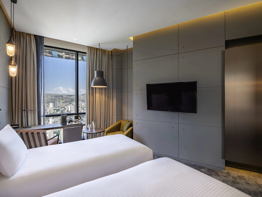 Superior Double room with city view (twin beds)
