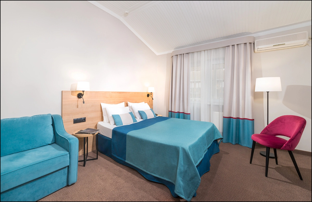 Albatros GC Hotel Room Type - Standard Superior Double room with balcony and with city view twin beds