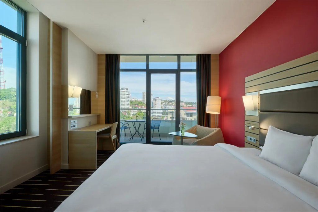 Mercure Sochi Center Hotel Room Type - Privilege Double room with balcony and with City View full double bed