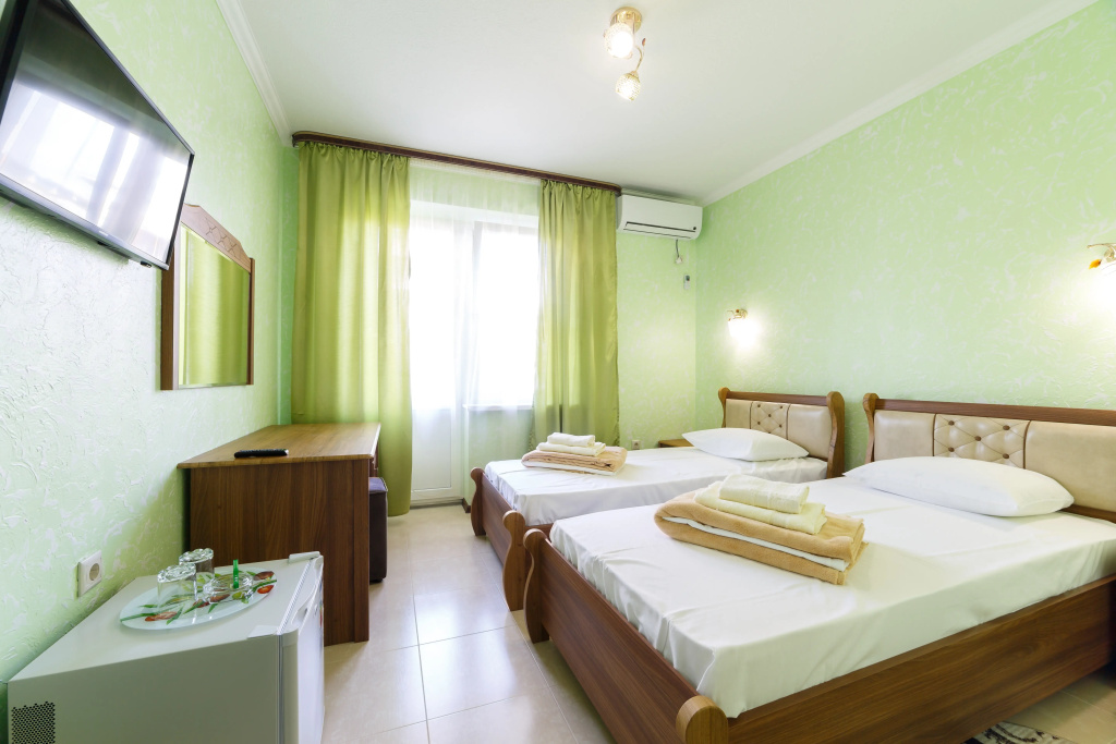 Double Suite (twin beds)