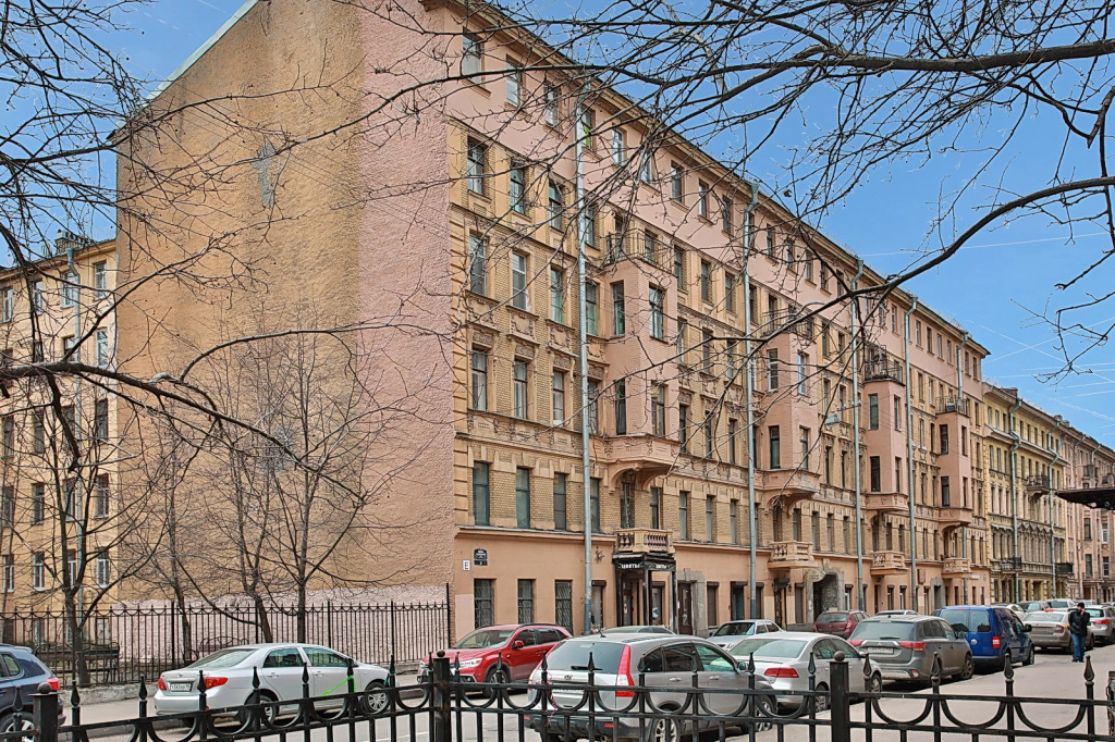 Отель Апартаменты Питерские каникулы с Парковкой в Санкт-Петербурге