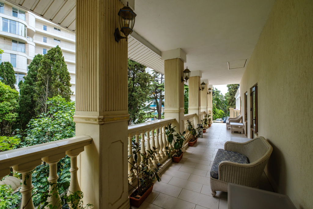Double Studio with park view (full double bed)