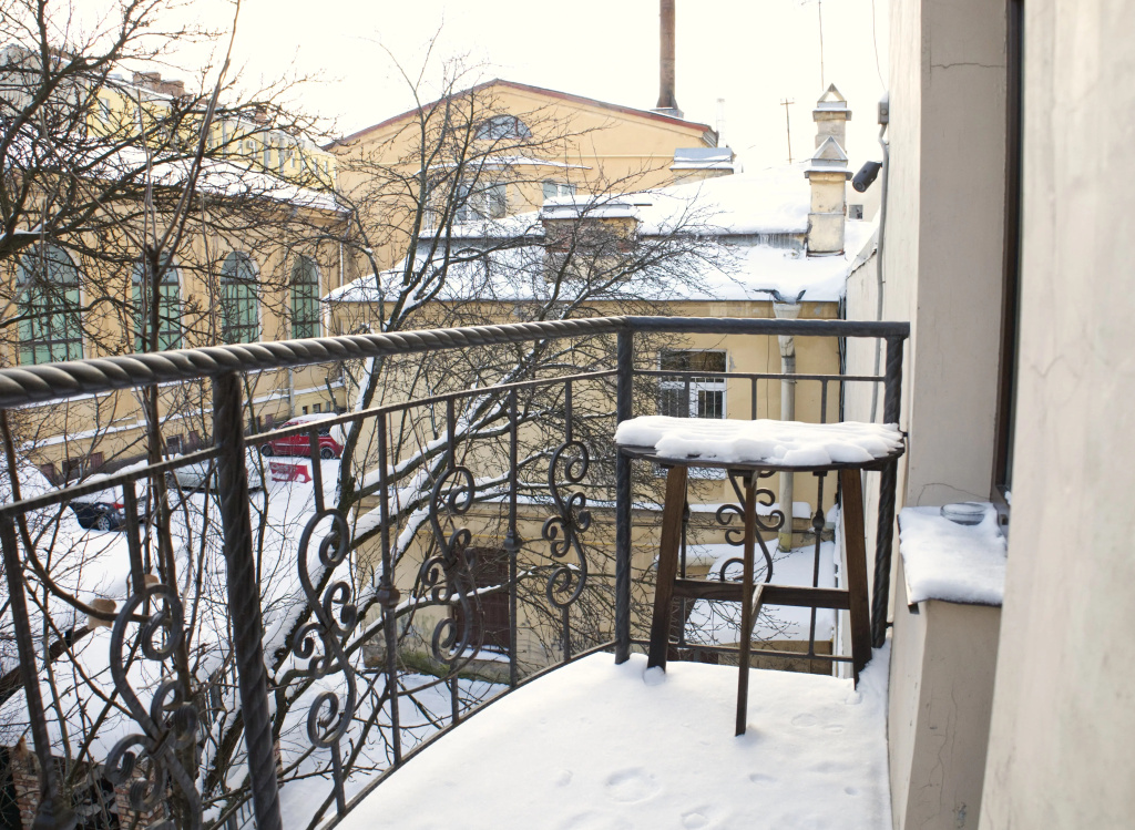 Balcony & Terrace