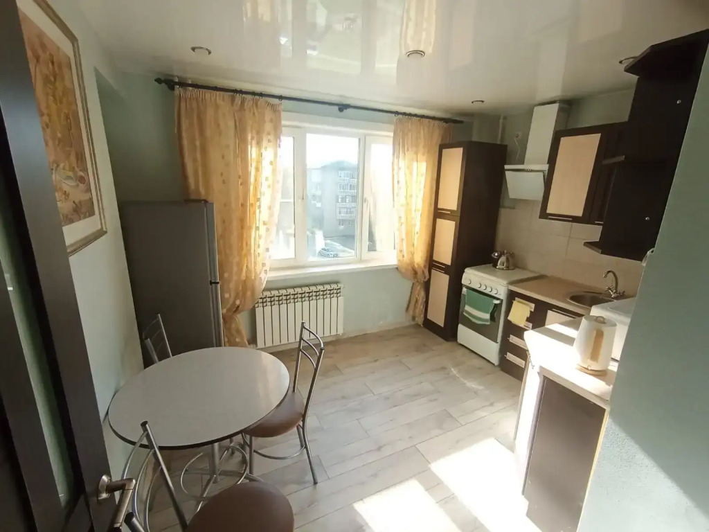 Квартира хорошая в центре города - фото 4