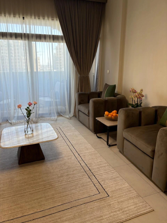 Jumeira Flat — 5