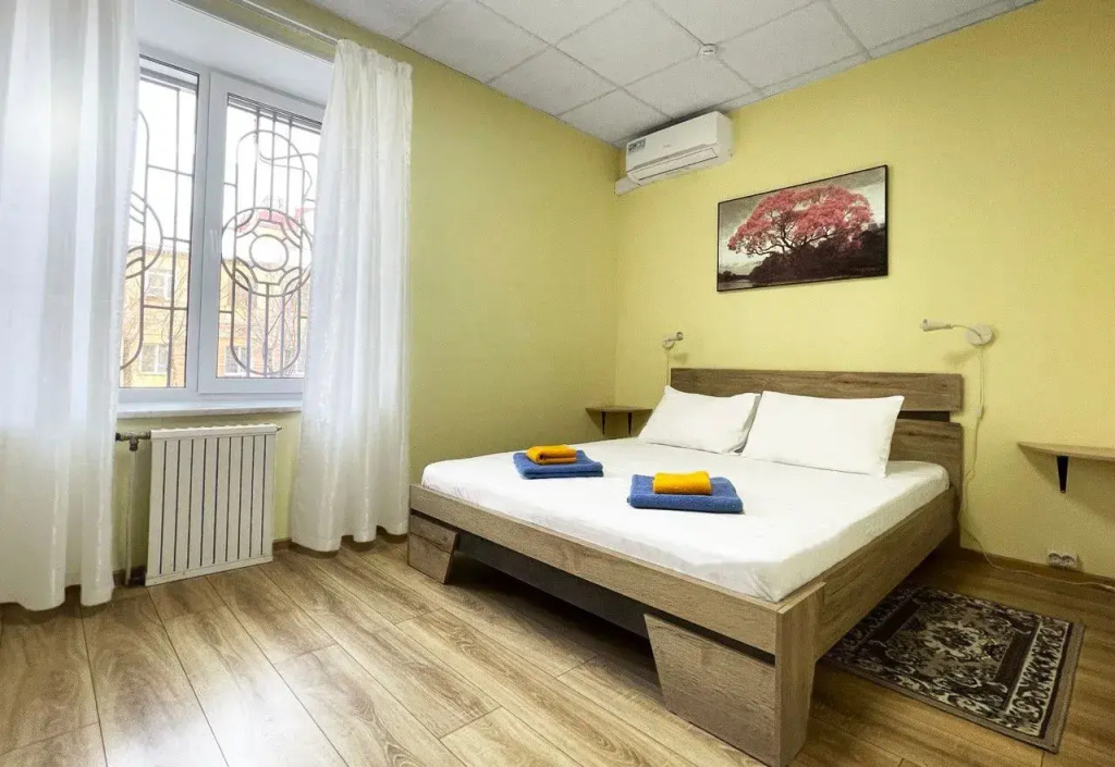 Hostel Kayut-Kompaniya Room Type - Standard Double room full double bed