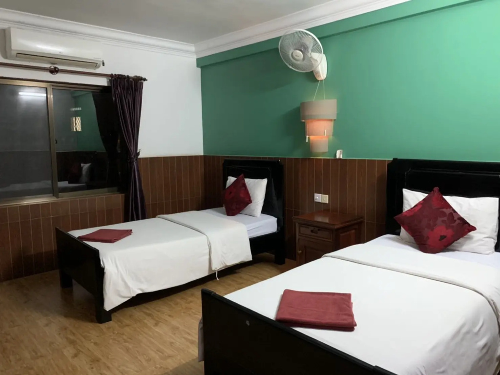 Standard Double room with view (twin beds)