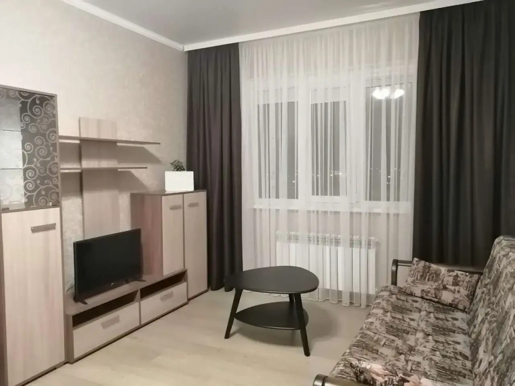 Квартира просторная в центре города - фото 3