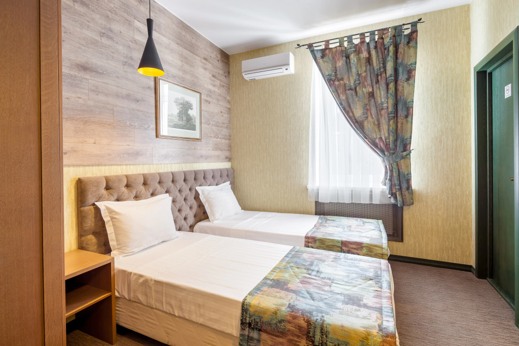 Standard Double room (full double bed)