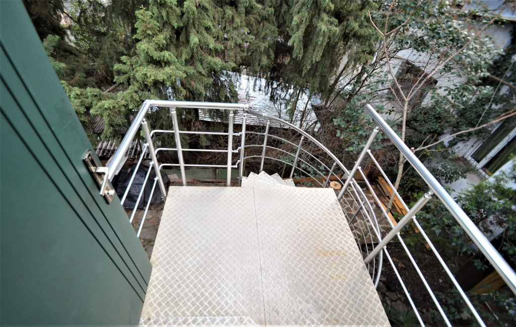 Апартаменты Статус на Кирова 10 в Ялте - фото 8